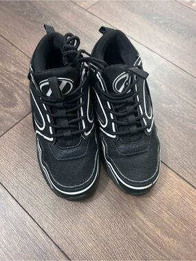 Heelys Kids Black Sneakers